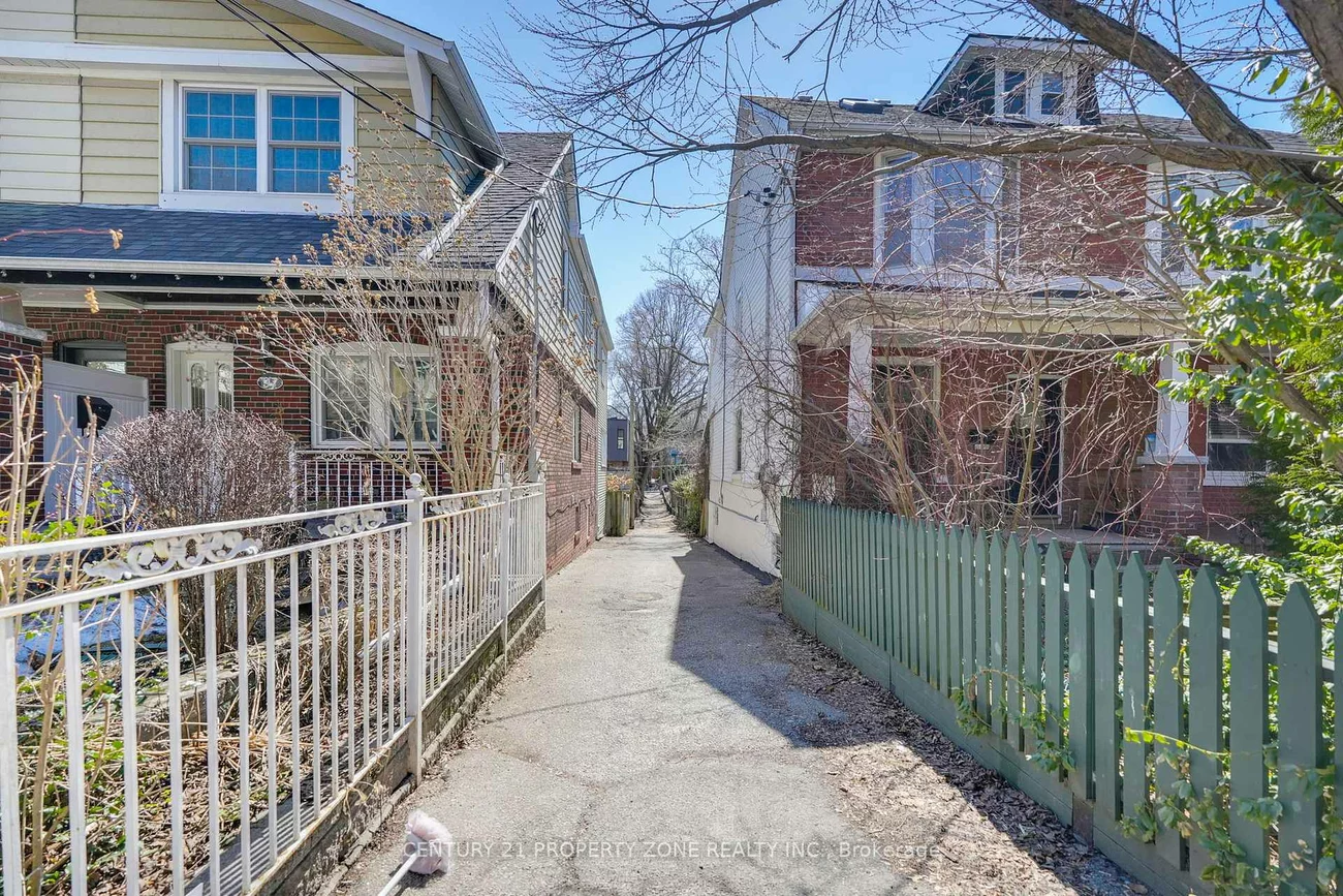 97, SPARKHALL, North Riverdale, Toronto