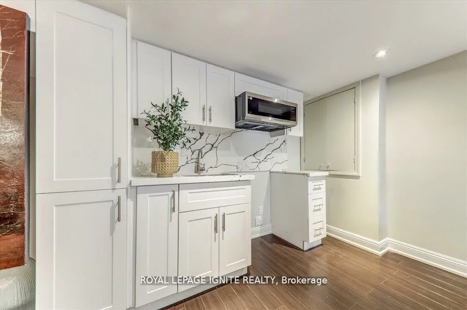 26, Halfmoon, Highland Creek, Toronto