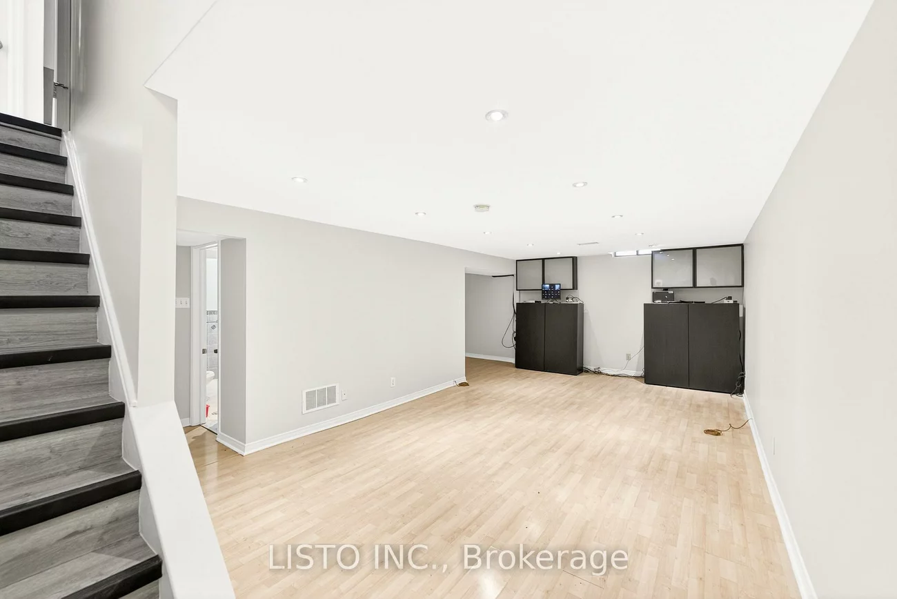 138, John Tabor, Malvern, Toronto