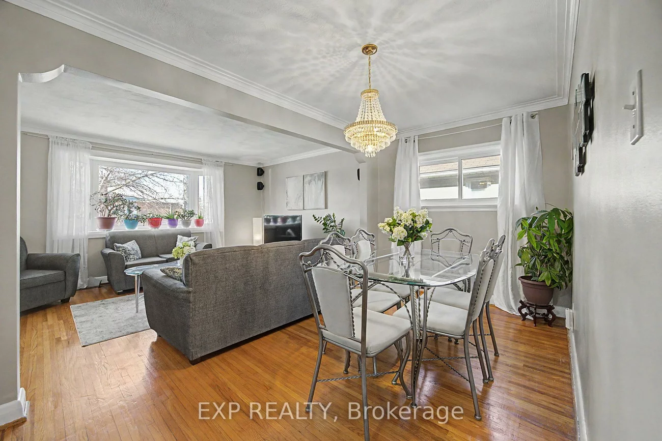 43, Yorkshire, Ionview, Toronto