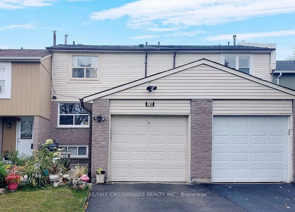 28, Scotney, Malvern, Toronto