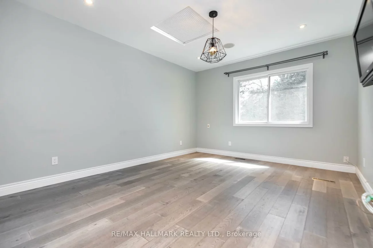 17, Mountalan, Greenwood-Coxwell, Toronto