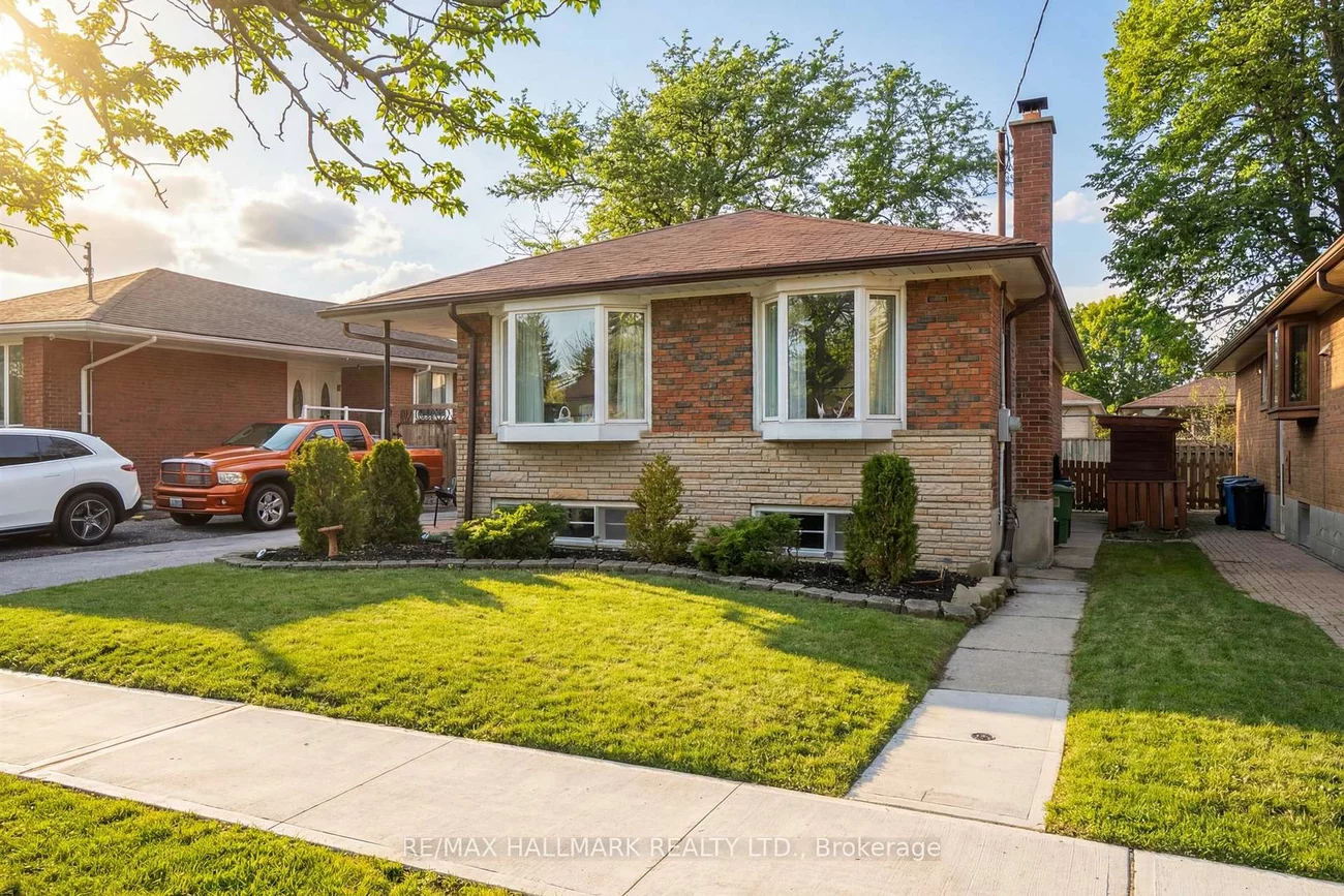 7, Grassington, Woburn, Toronto