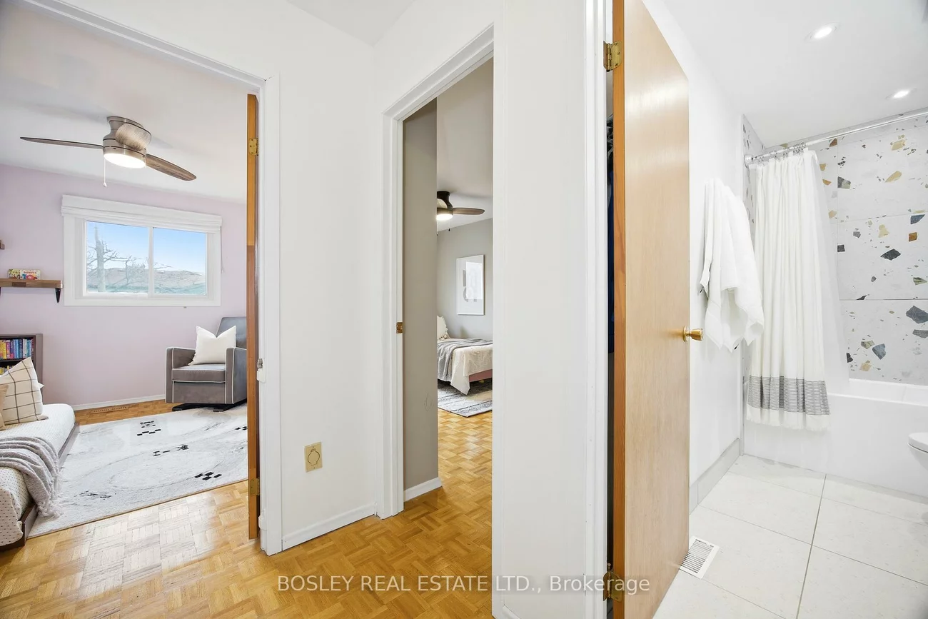 2807, St Clair, O'Connor-Parkview, Toronto