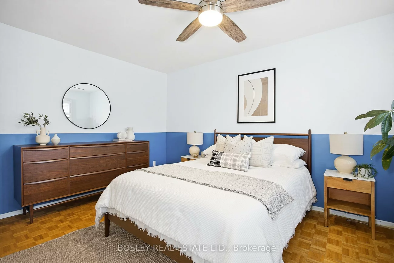 2807, St Clair, O'Connor-Parkview, Toronto