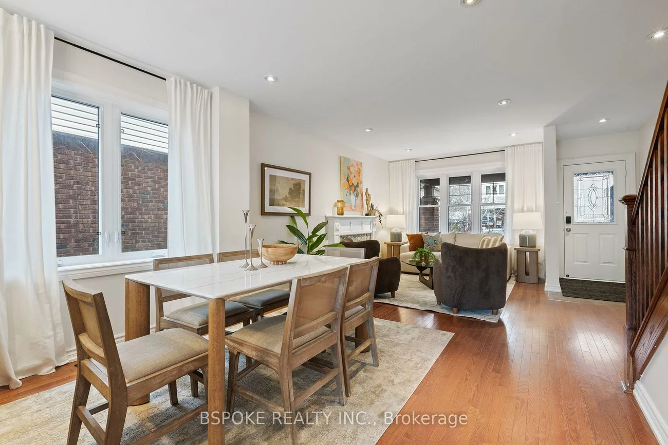 291, Gainsborough, Woodbine Corridor, Toronto