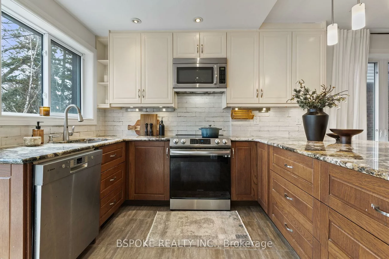 291, Gainsborough, Woodbine Corridor, Toronto