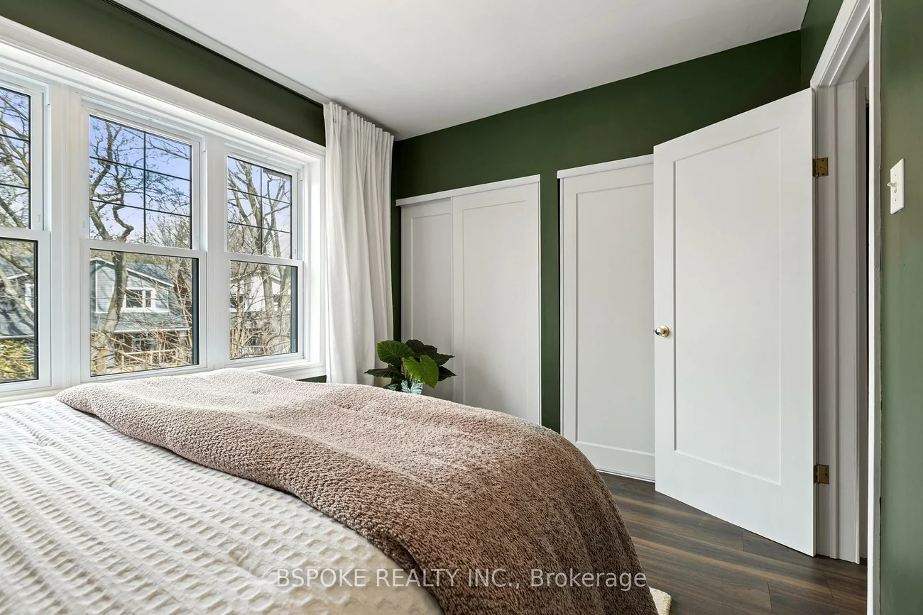 291, Gainsborough, Woodbine Corridor, Toronto