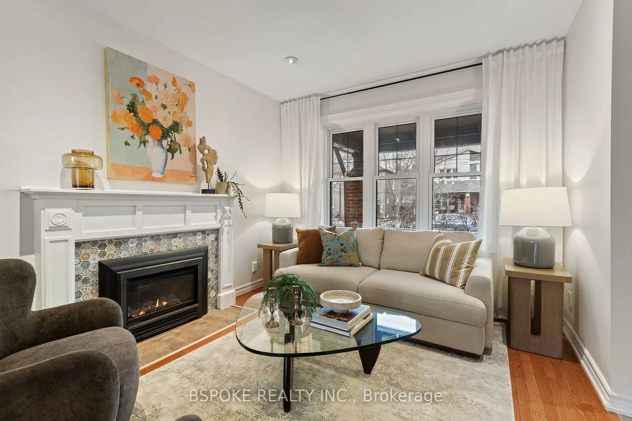 291, Gainsborough, Woodbine Corridor, Toronto