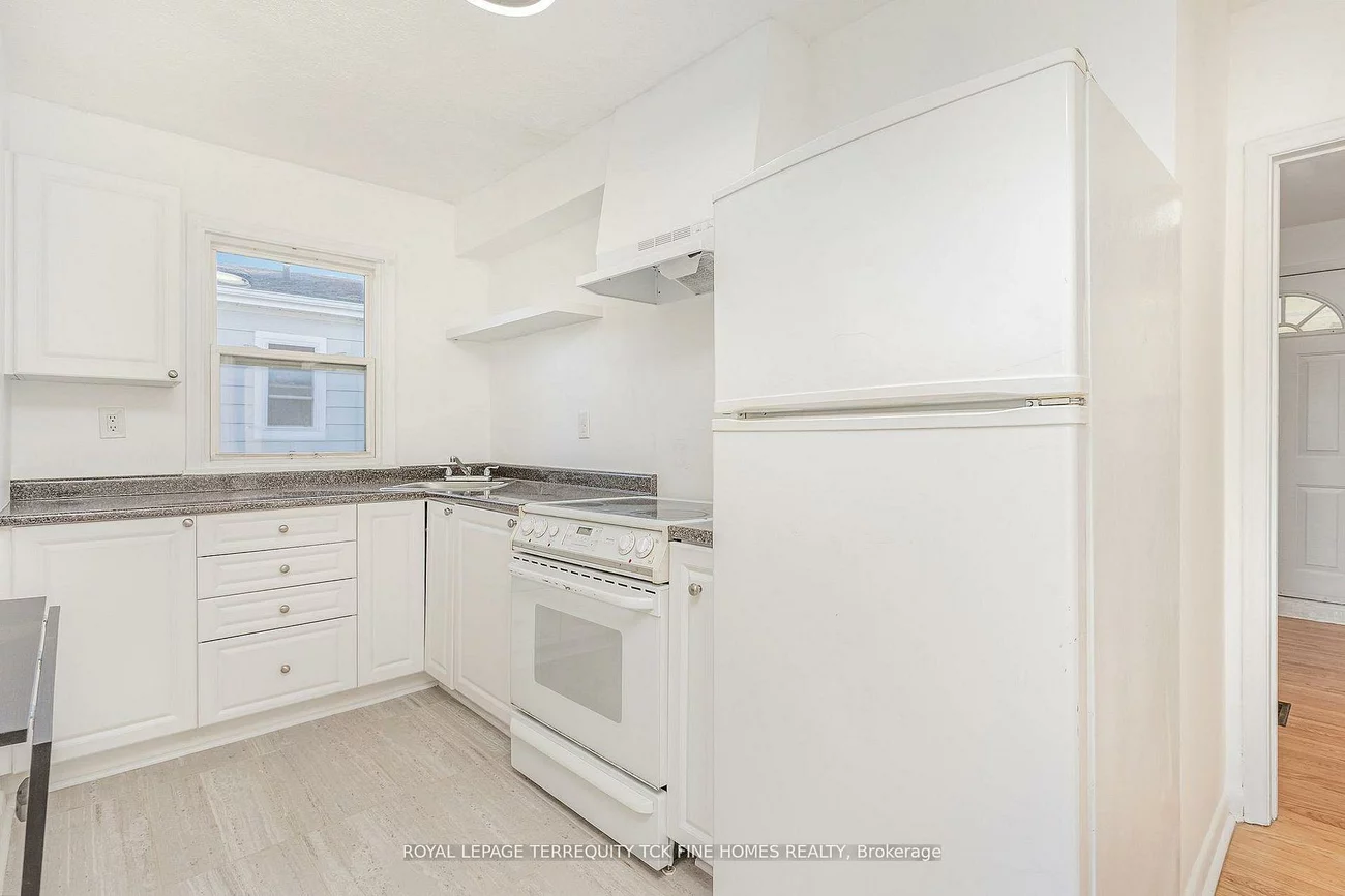 28, Lynvalley, Wexford-Maryvale, Toronto