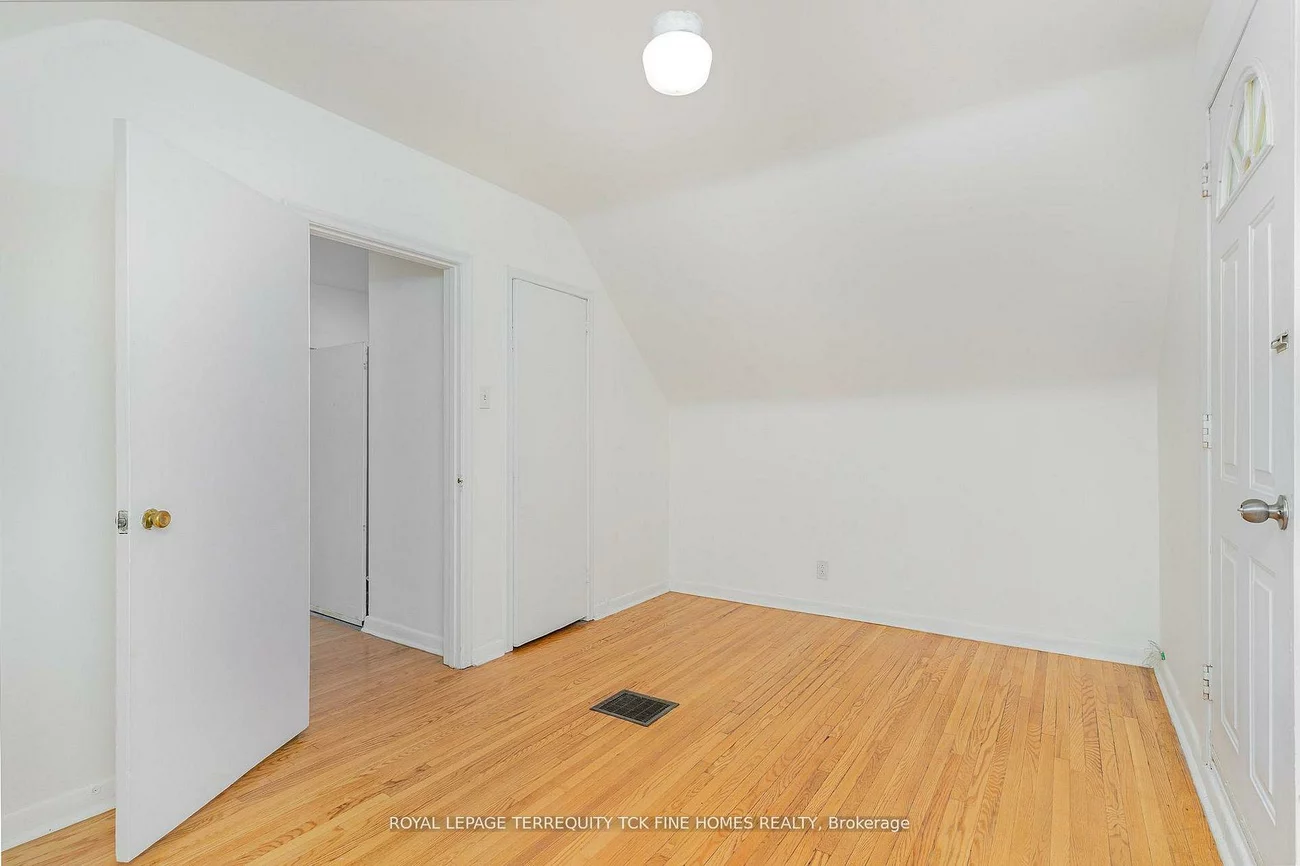 28, Lynvalley, Wexford-Maryvale, Toronto