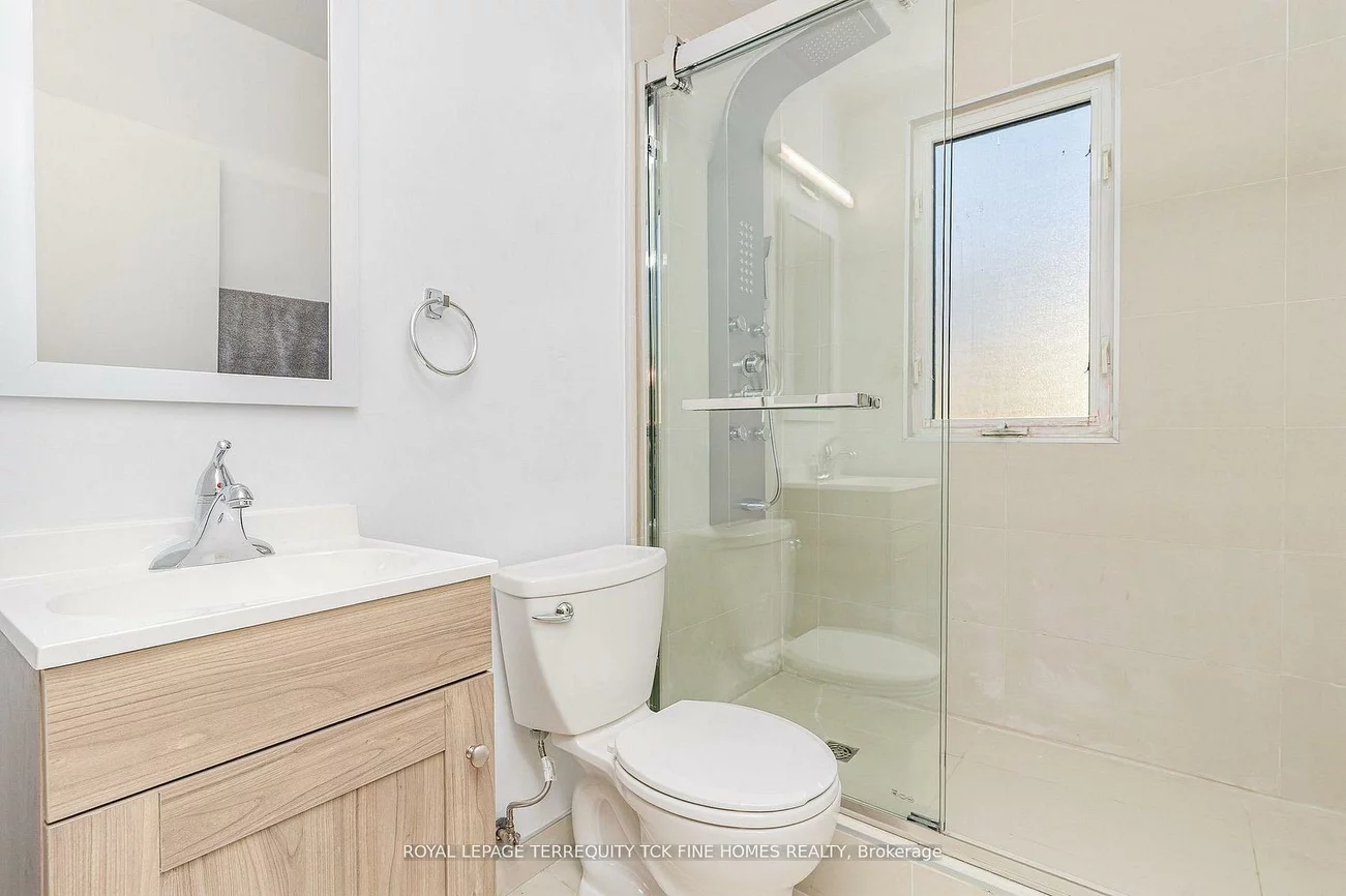 28, Lynvalley, Wexford-Maryvale, Toronto