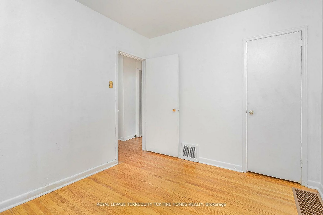 28, Lynvalley, Wexford-Maryvale, Toronto