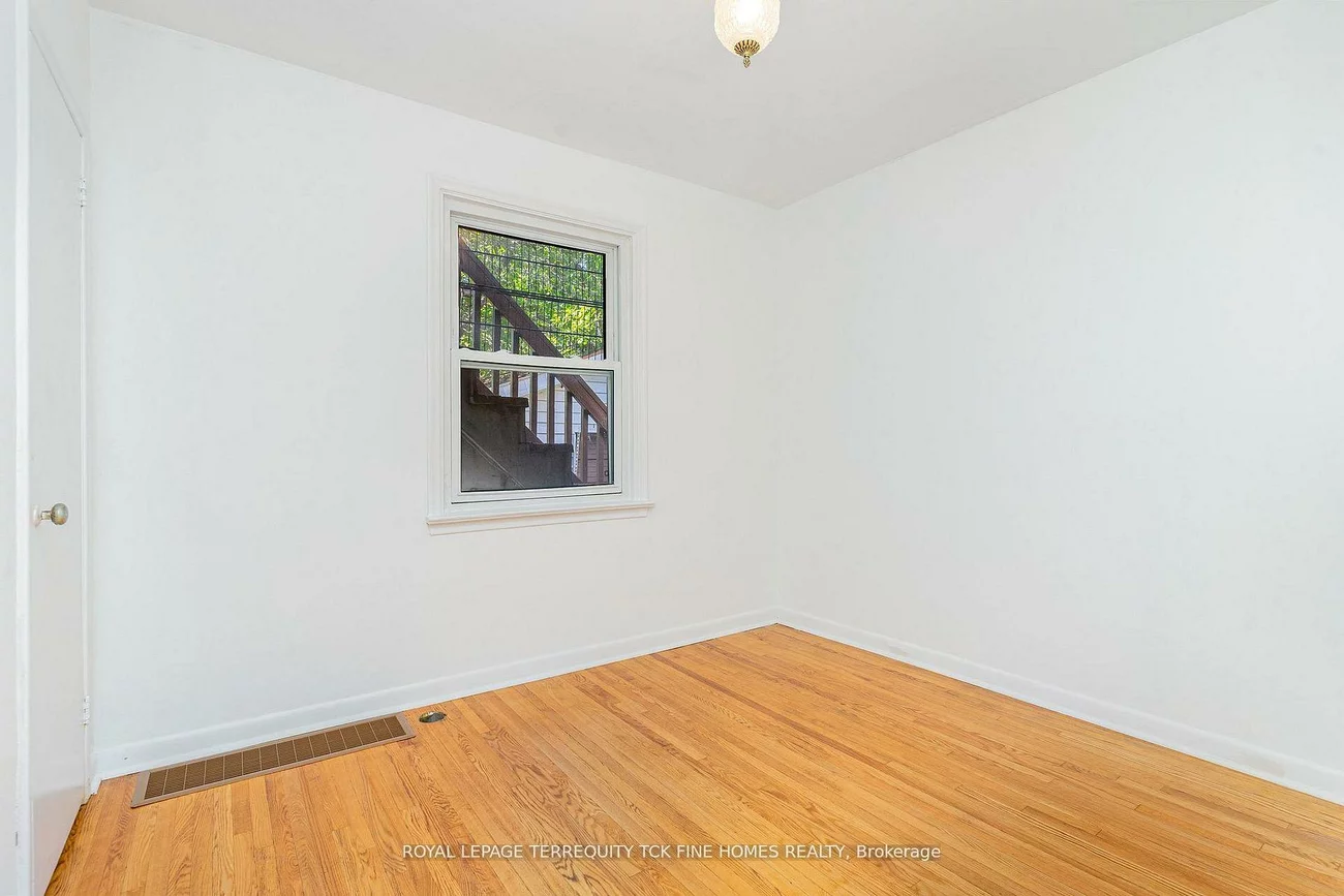 28, Lynvalley, Wexford-Maryvale, Toronto