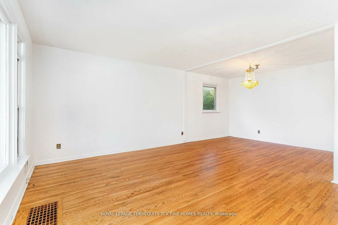 28, Lynvalley, Wexford-Maryvale, Toronto