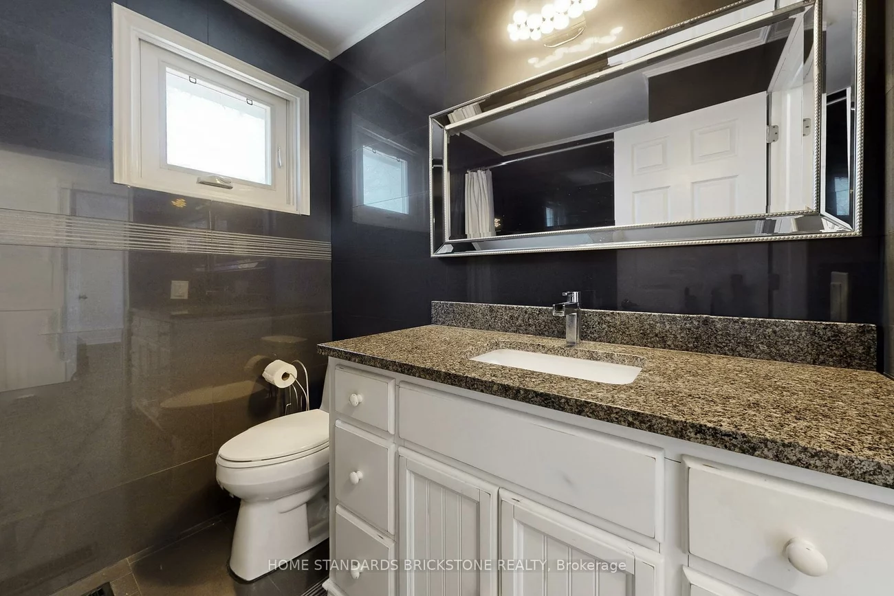 21, Pretoria, Playter Estates-Danforth, Toronto