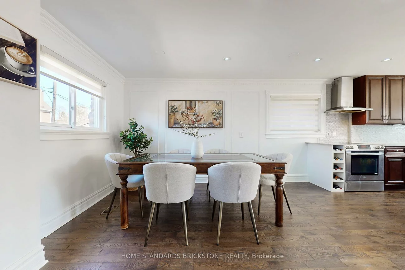 21, Pretoria, Playter Estates-Danforth, Toronto