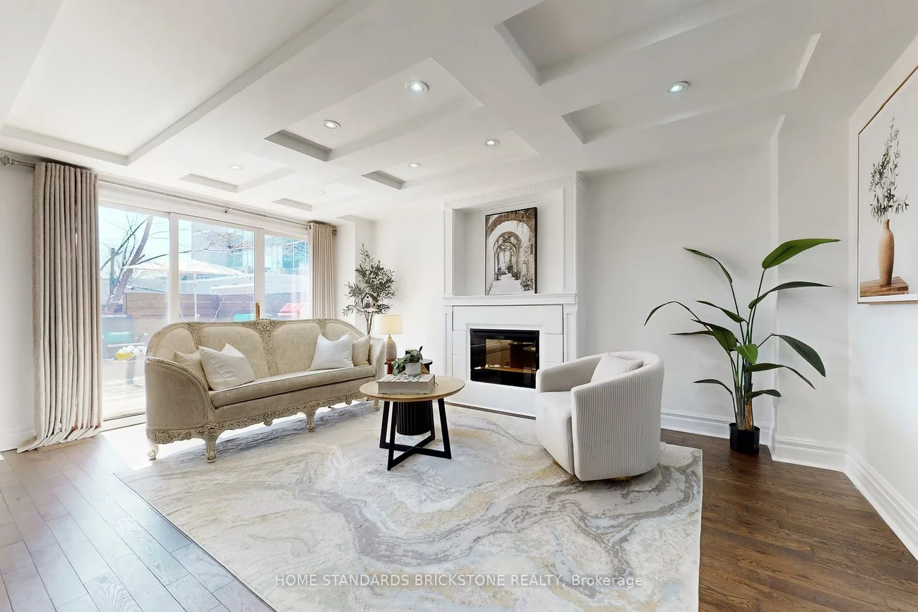 21, Pretoria, Playter Estates-Danforth, Toronto