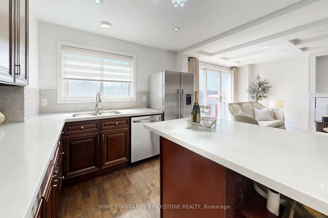 21, Pretoria, Playter Estates-Danforth, Toronto