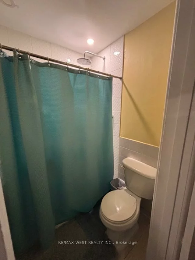 110, Darlingside, West Hill, Toronto