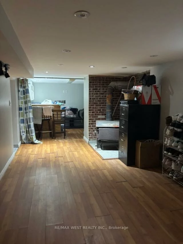 110, Darlingside, West Hill, Toronto