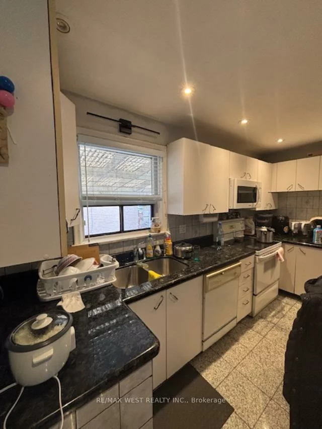110, Darlingside, West Hill, Toronto