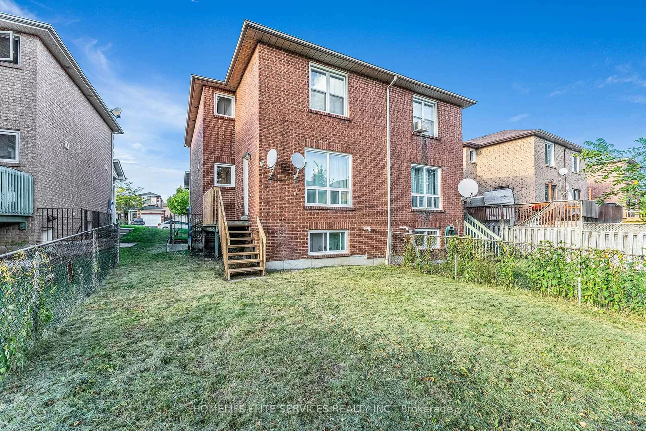 7, Lenthall, Malvern, Toronto