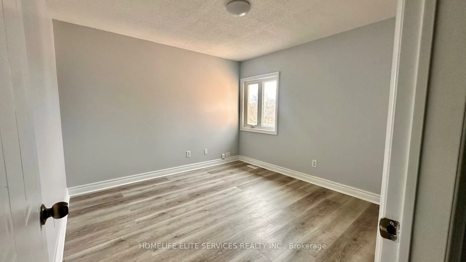 7, Lenthall, Malvern, Toronto