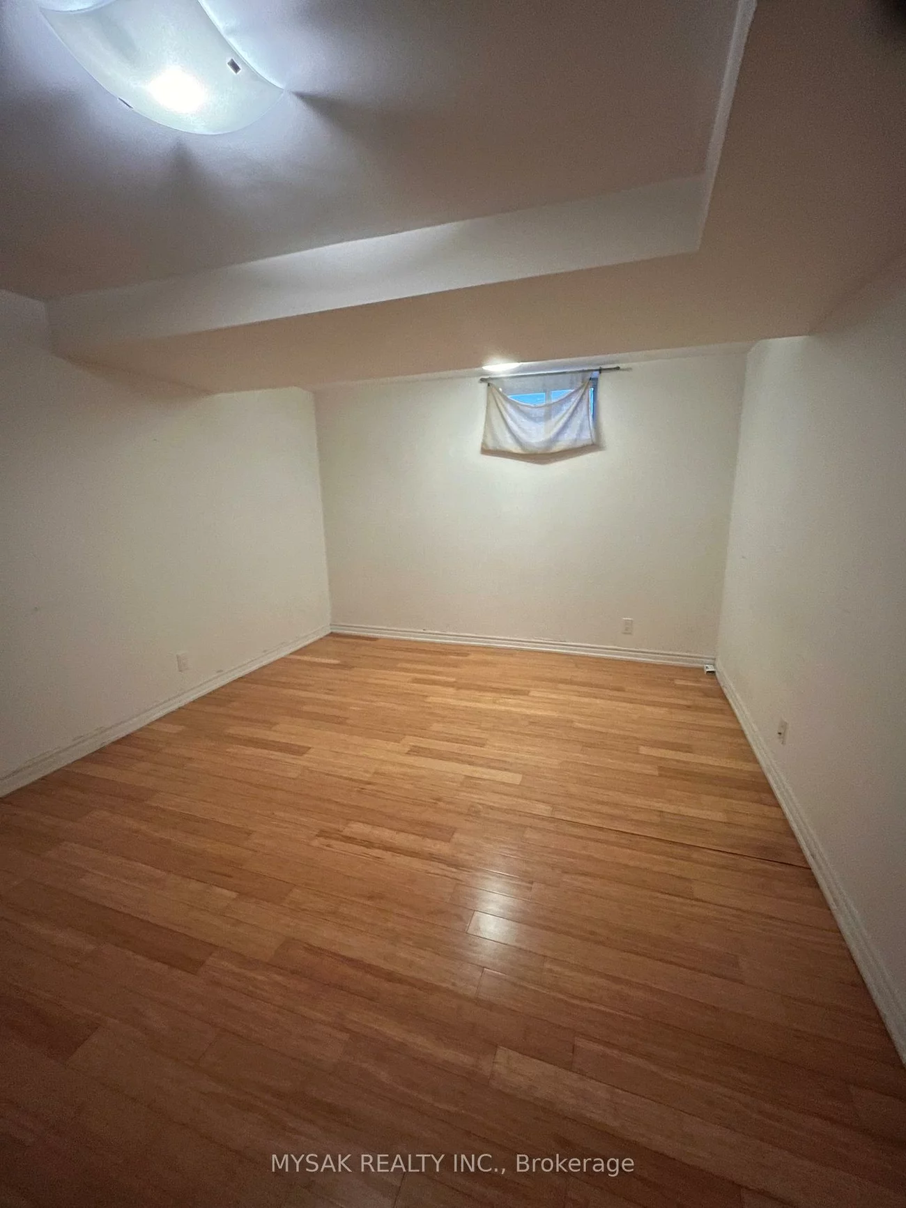 269, Sammon, Danforth Village-East York, Toronto