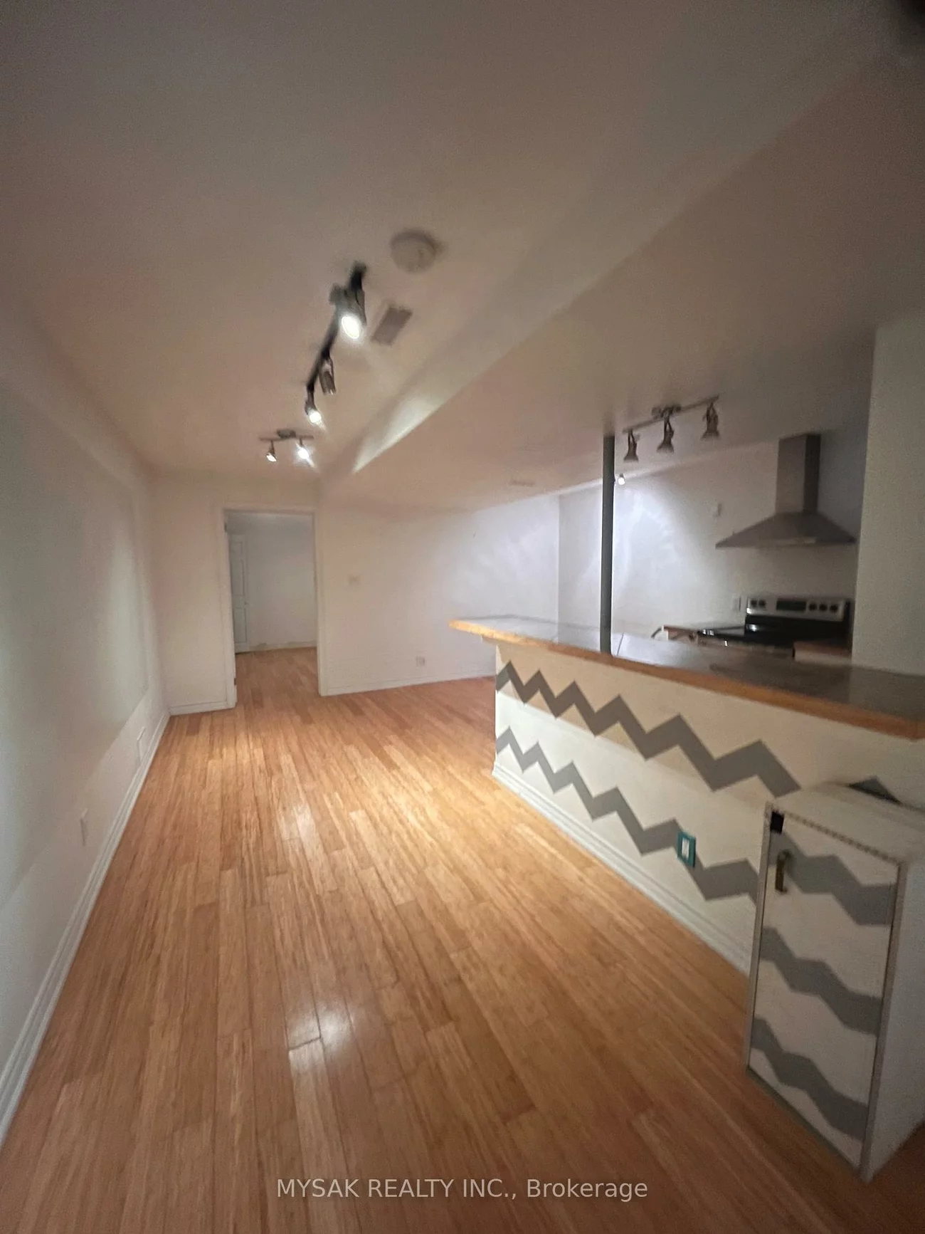 269, Sammon, Danforth Village-East York, Toronto