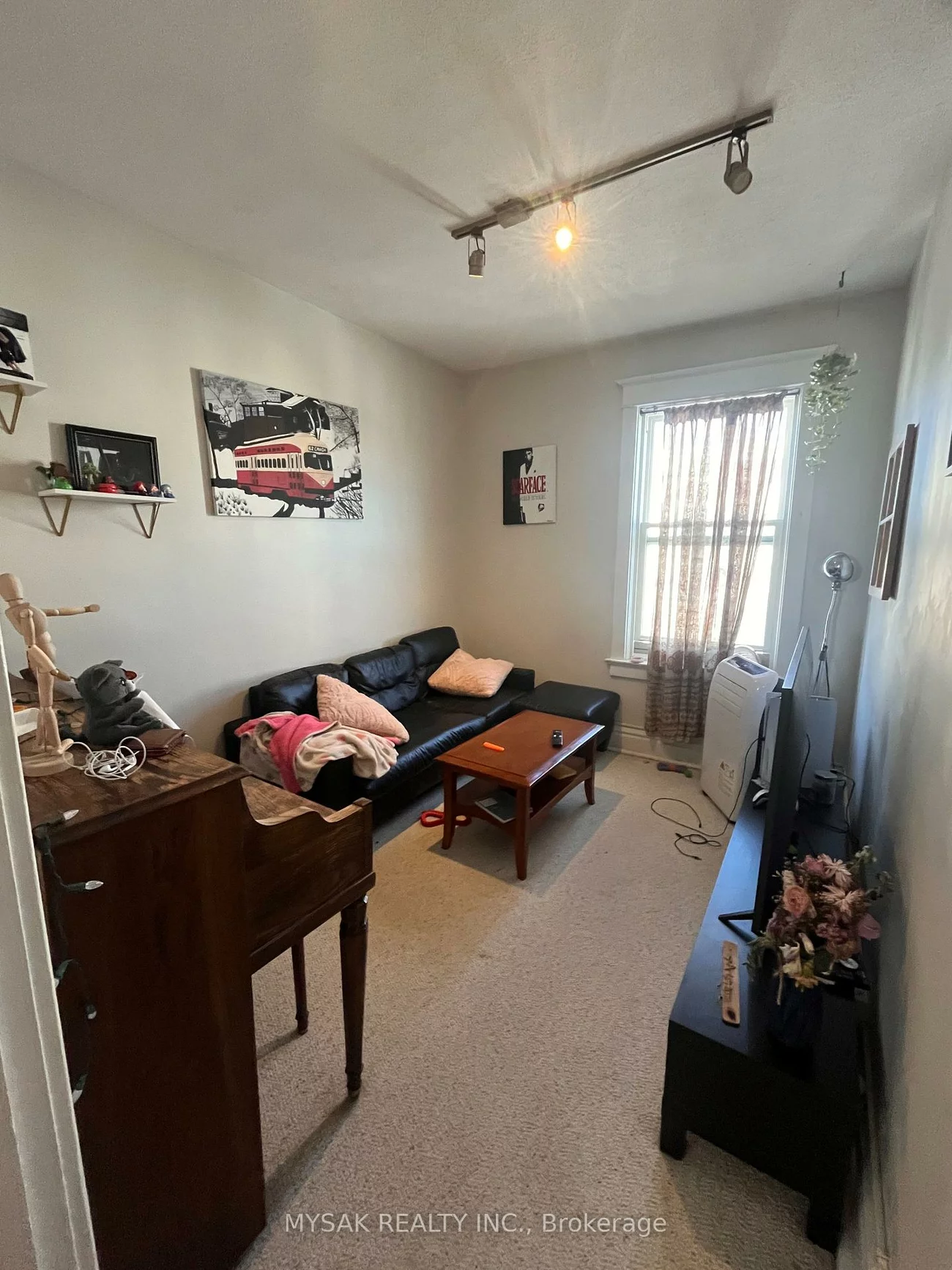 269, Sammon, Danforth Village-East York, Toronto