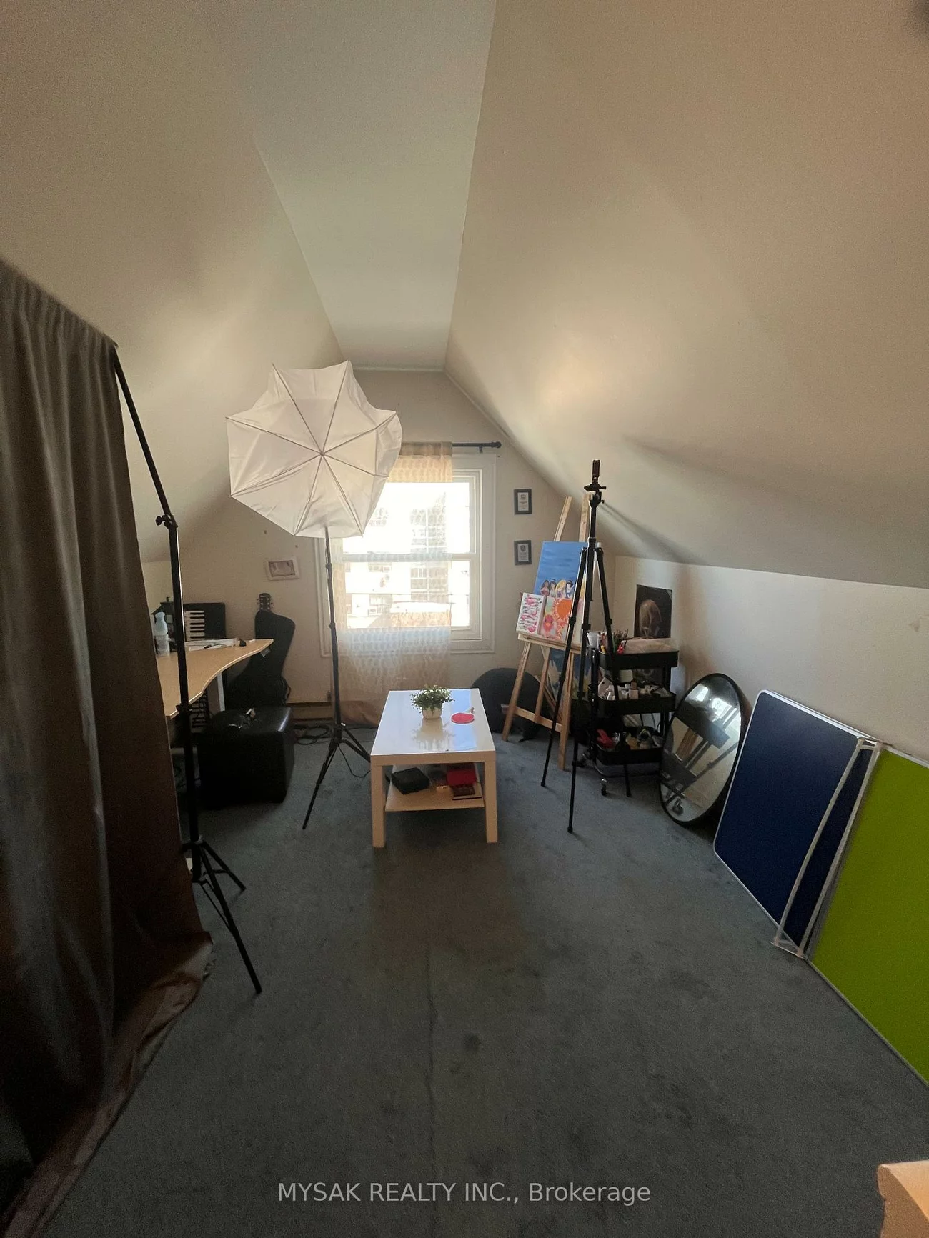 269, Sammon, Danforth Village-East York, Toronto