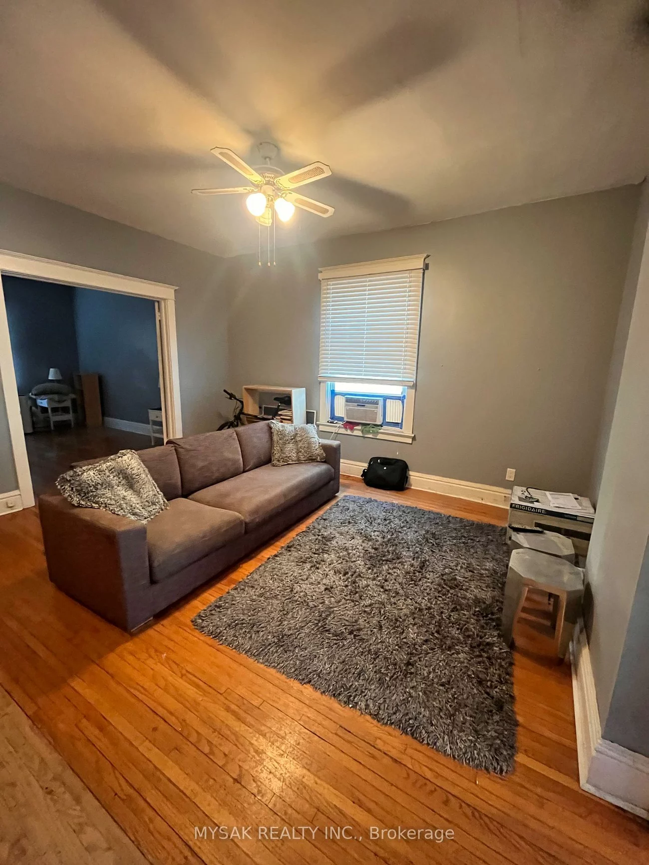 269, Sammon, Danforth Village-East York, Toronto