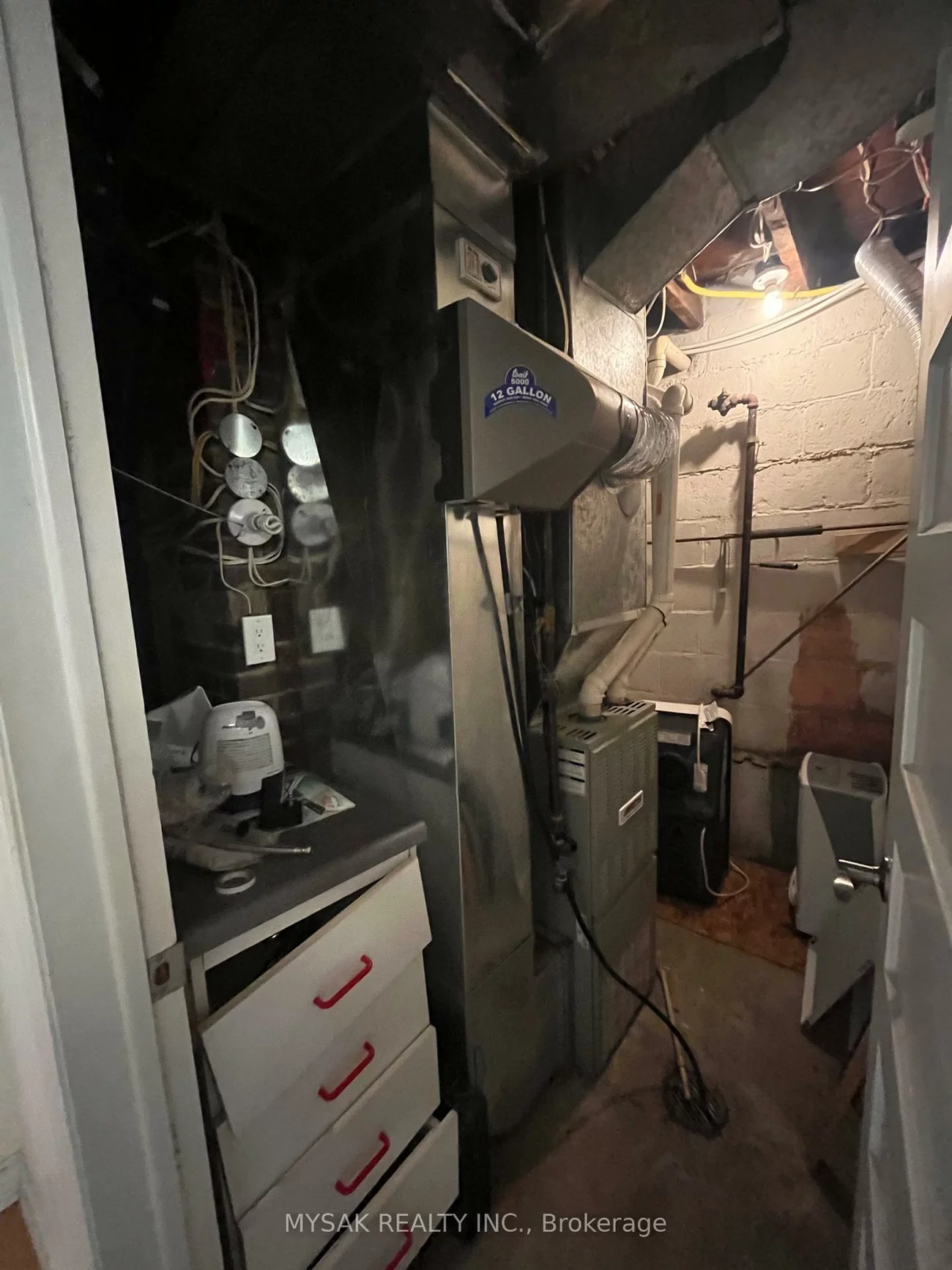 269, Sammon, Danforth Village-East York, Toronto