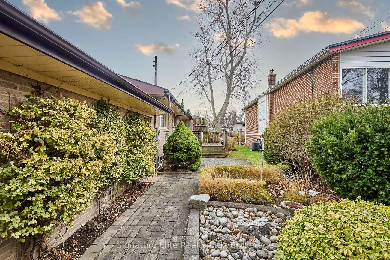 2, Somerdale, Guildwood, Toronto