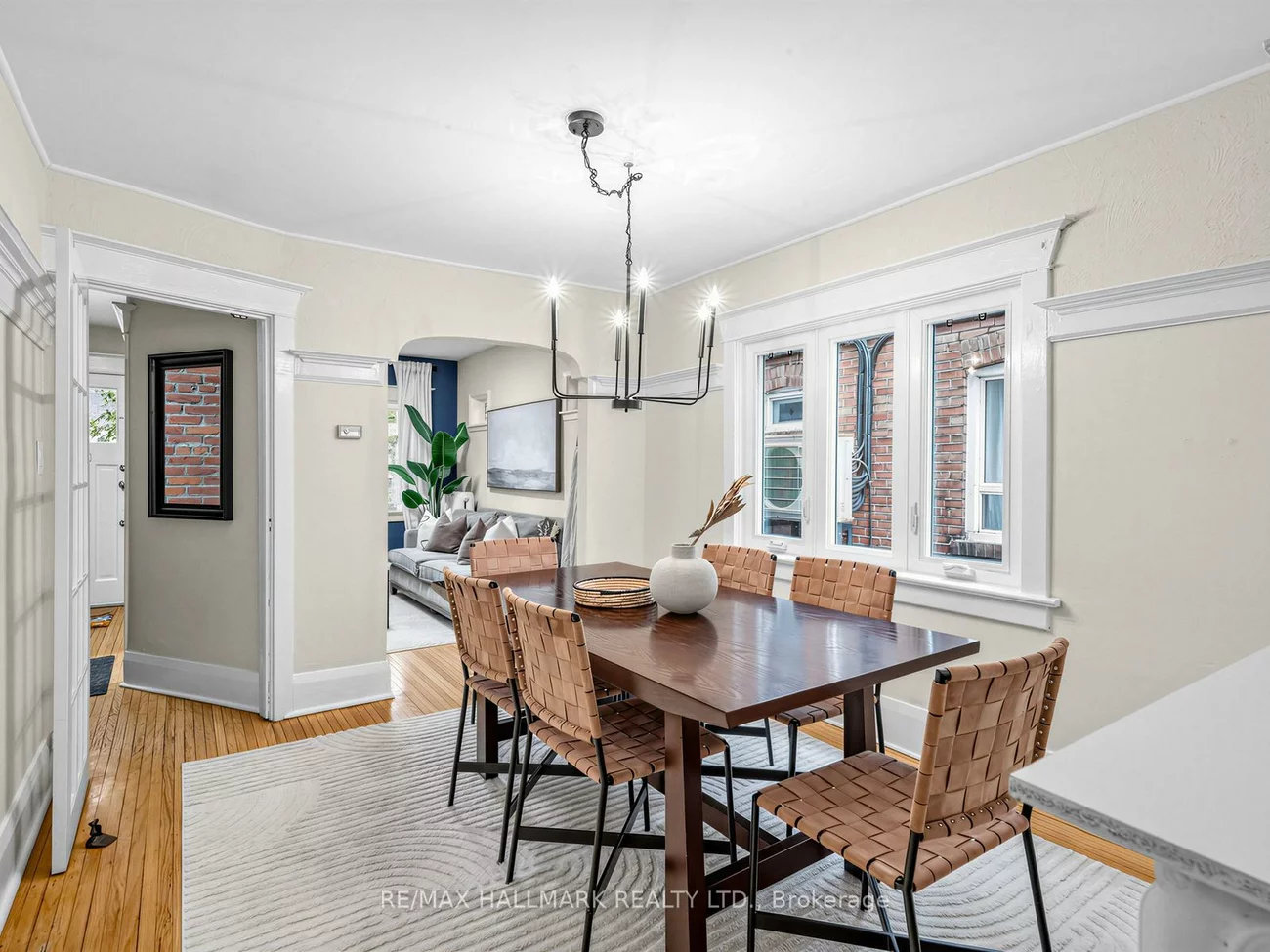 86, Mortimer, Broadview North, Toronto