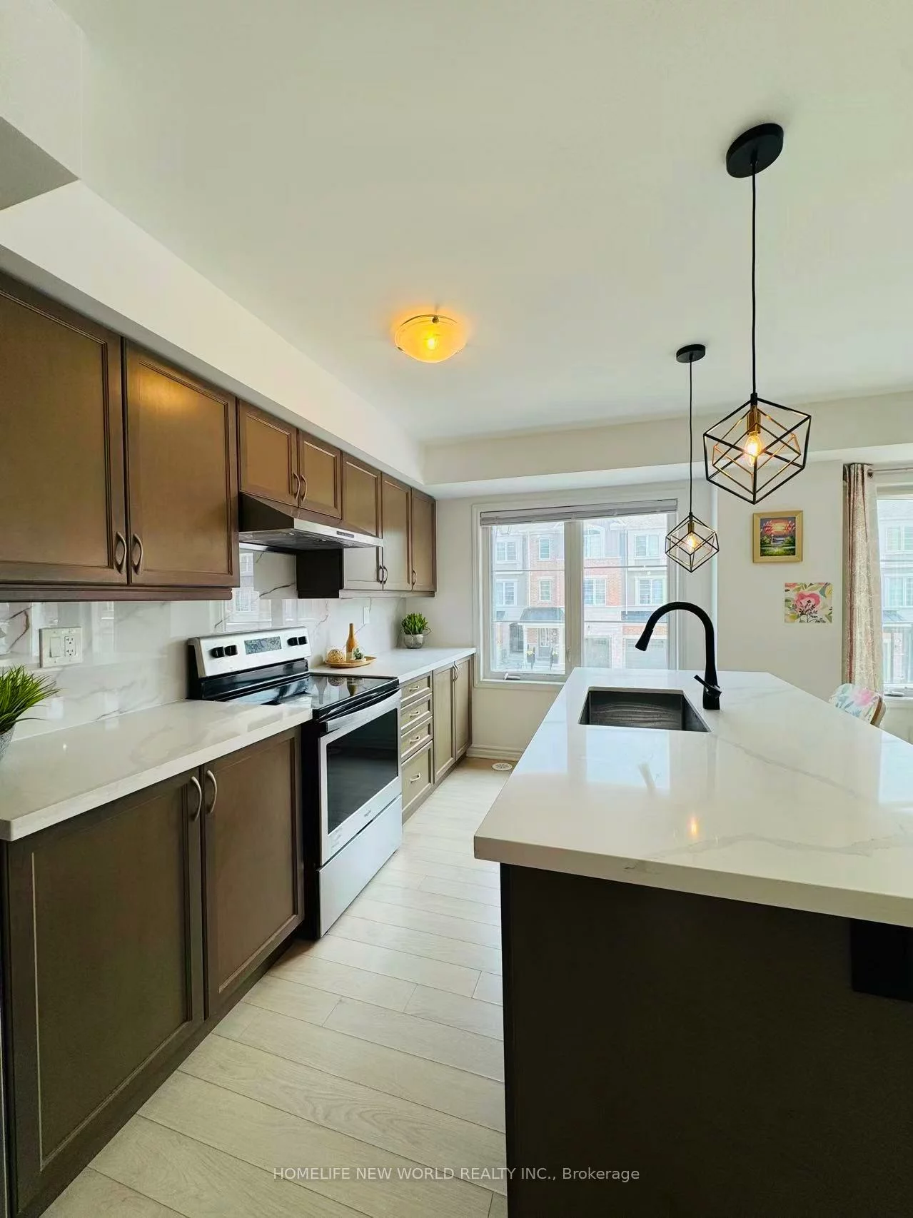 32, Fusilier, Clairlea-Birchmount, Toronto