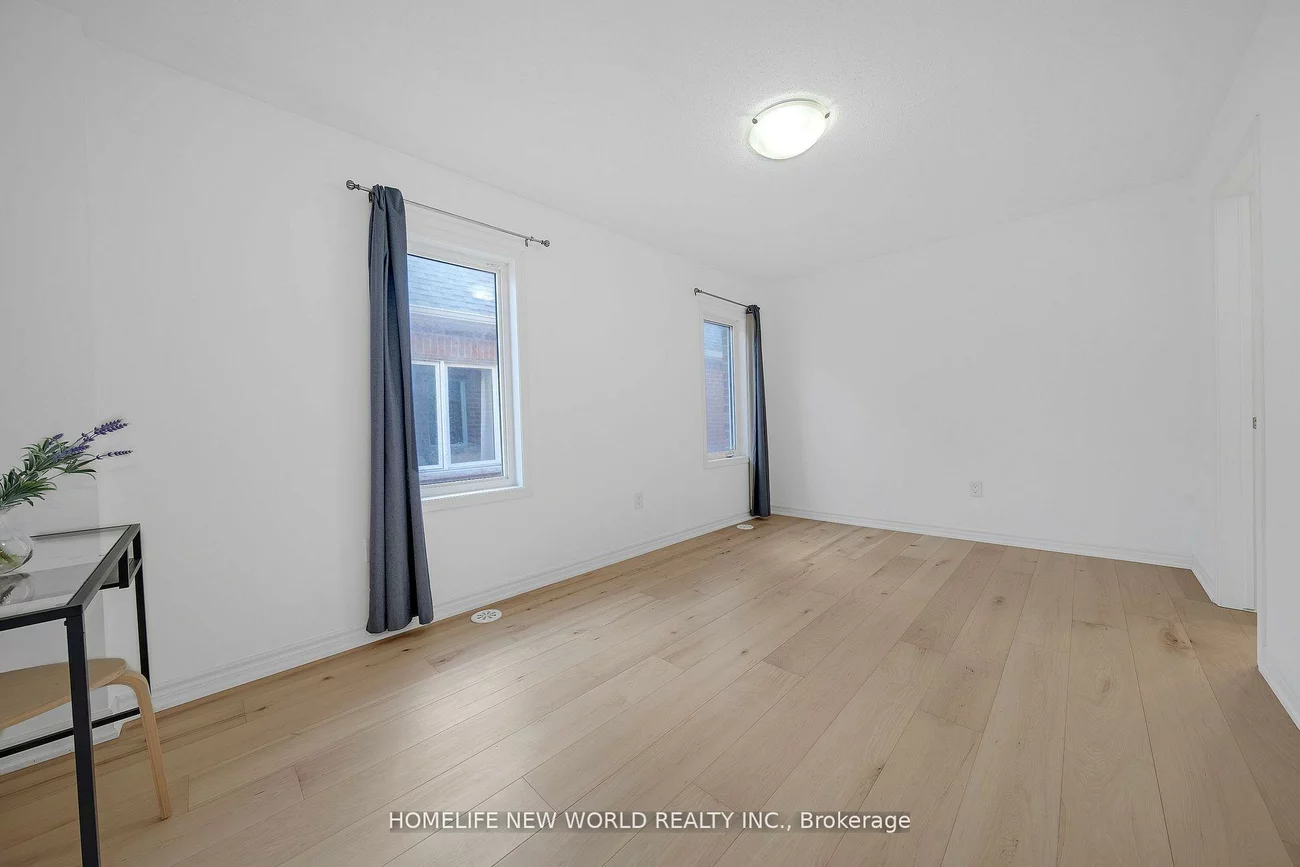 32, Fusilier, Clairlea-Birchmount, Toronto