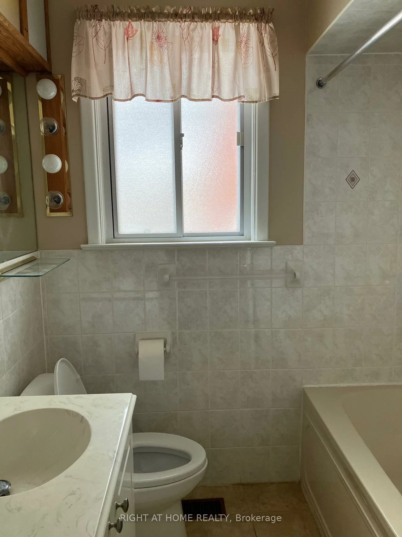 29, Rowatson, Guildwood, Toronto