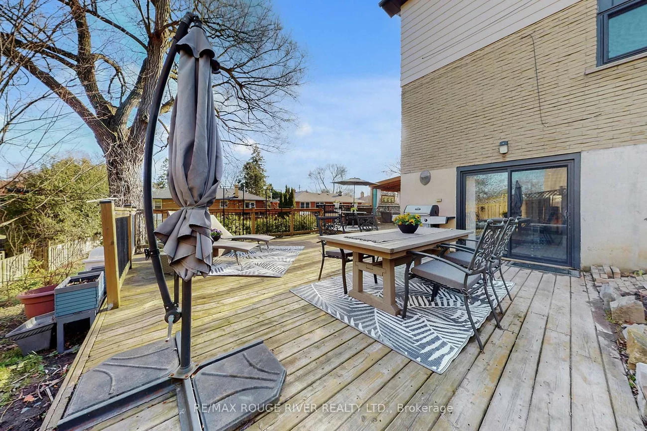 132, Beaverbrook, Rouge E10, Toronto