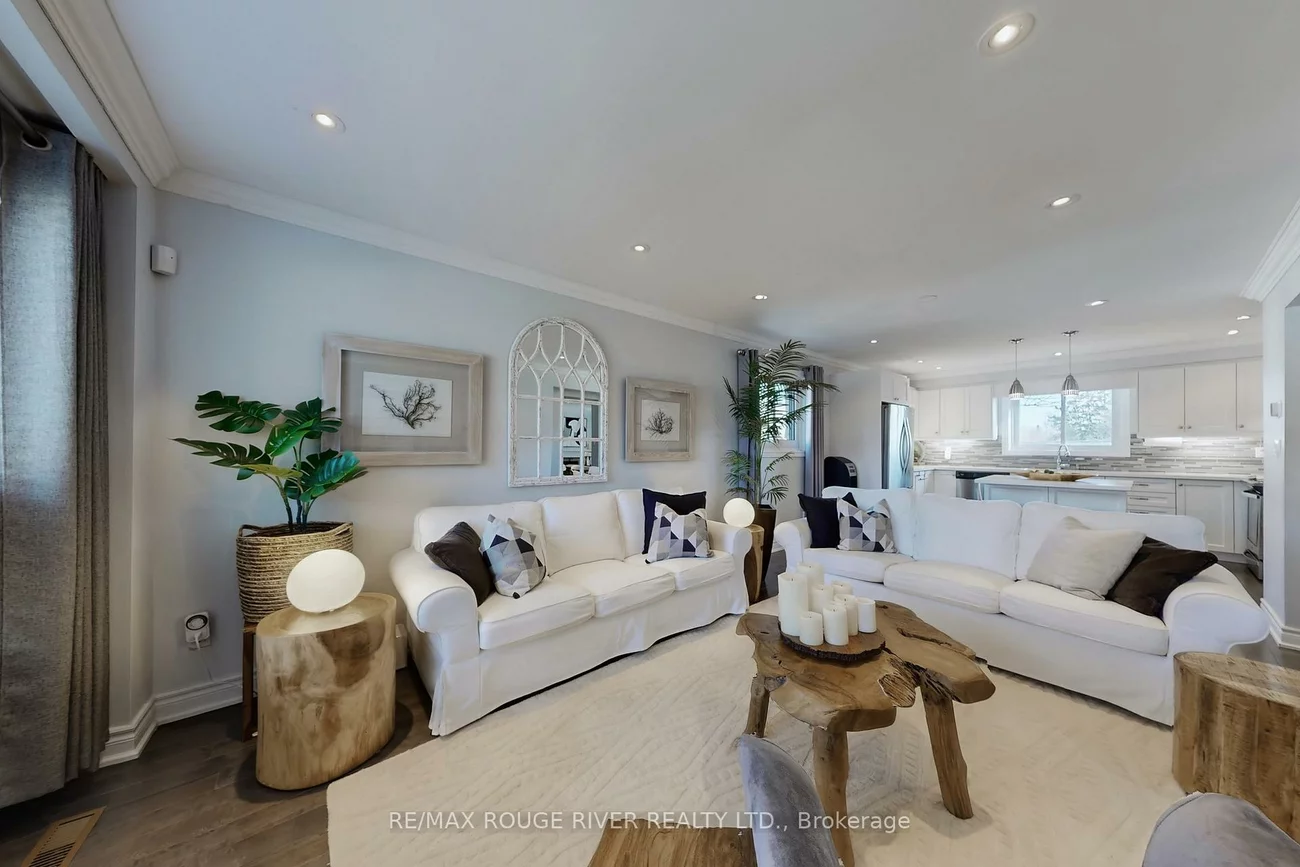 132, Beaverbrook, Rouge E10, Toronto