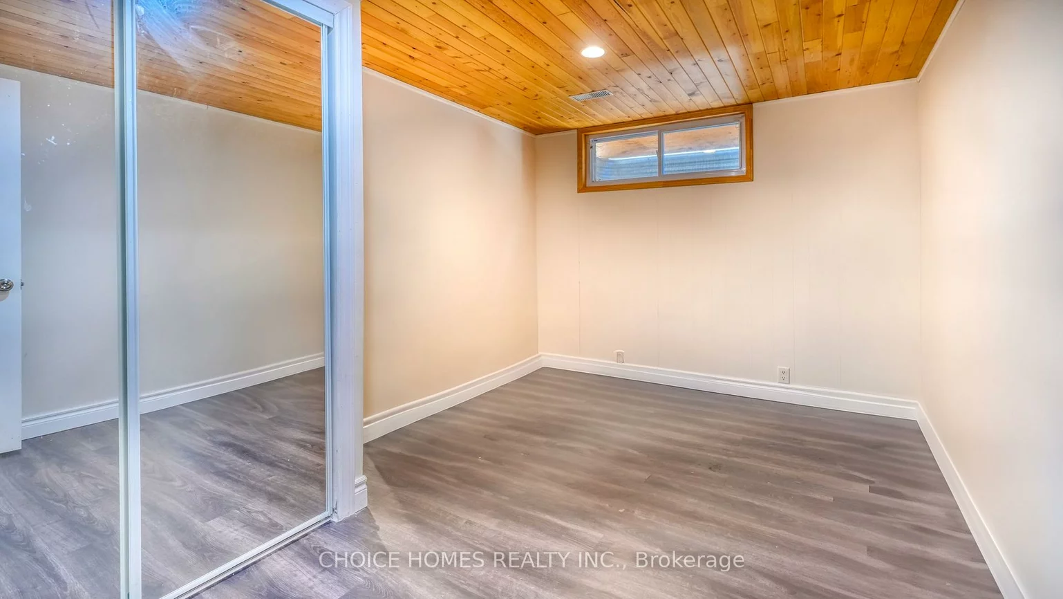 19, Landfair, Woburn, Toronto