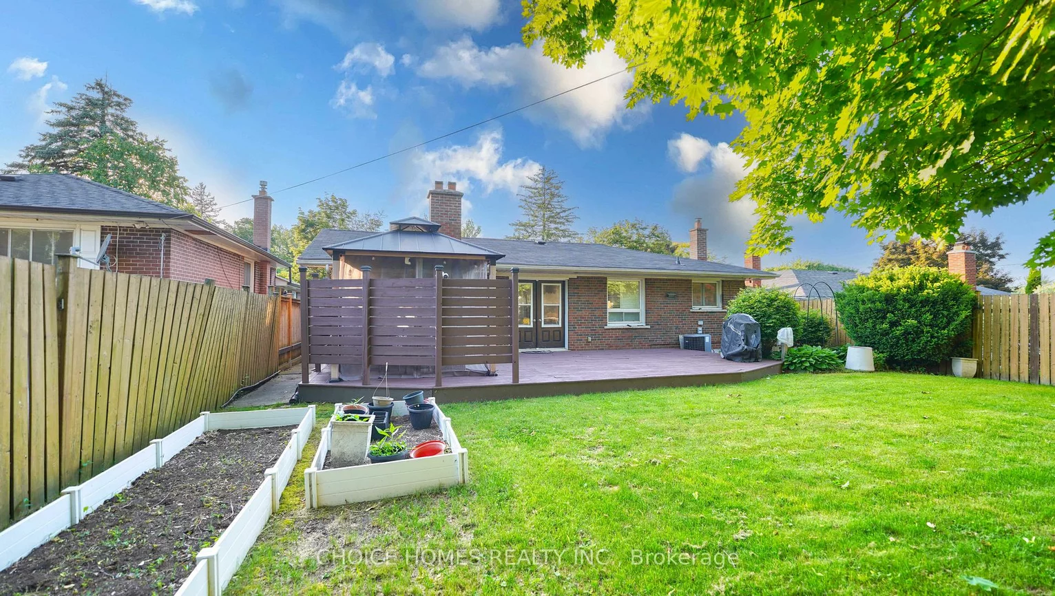 19, Landfair, Woburn, Toronto