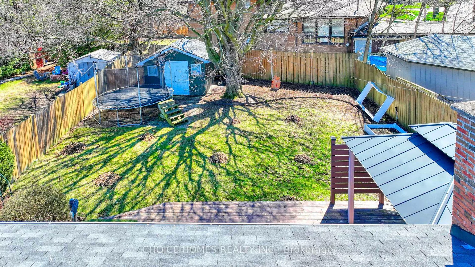 19, Landfair, Woburn, Toronto