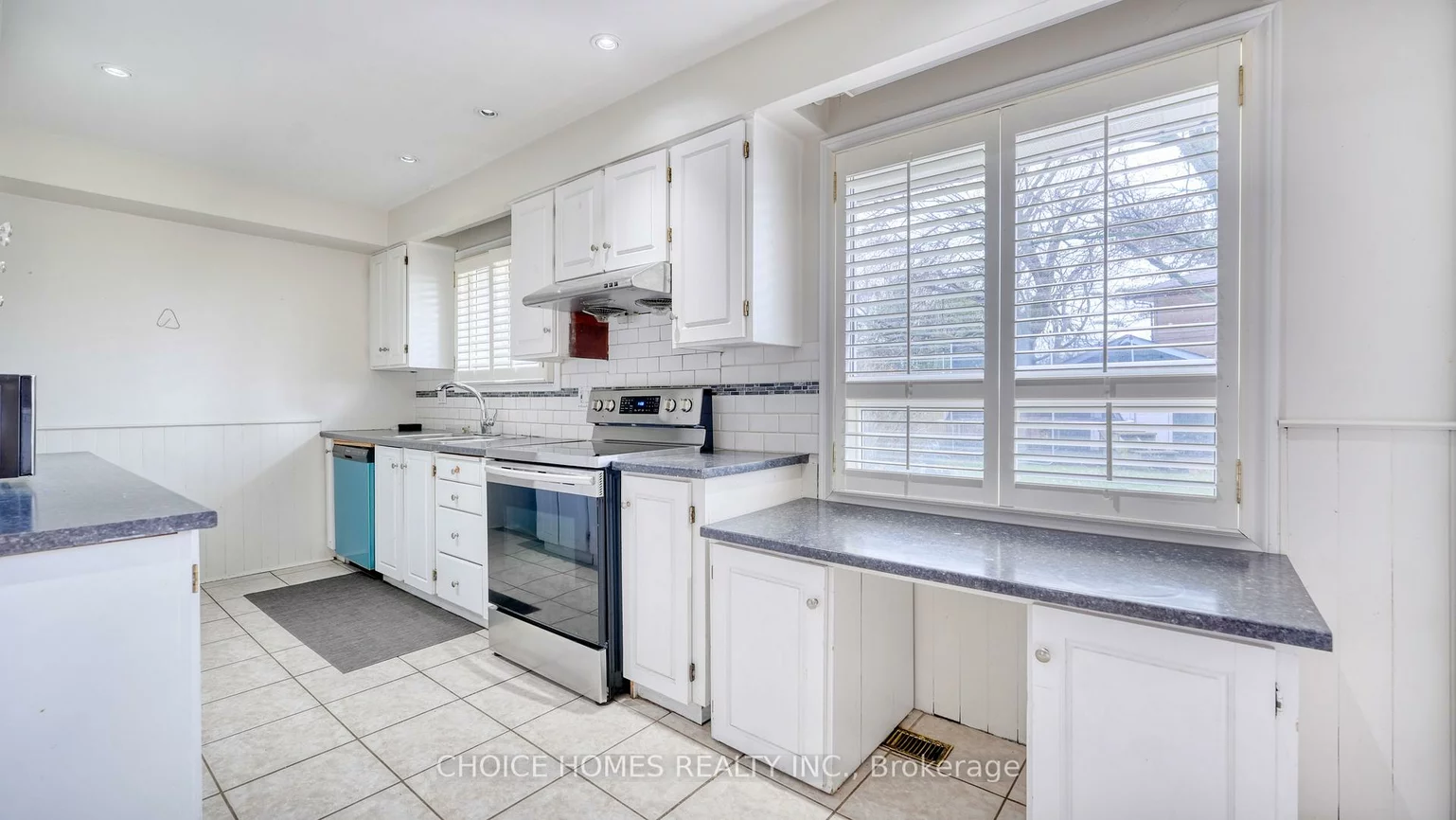 19, Landfair, Woburn, Toronto