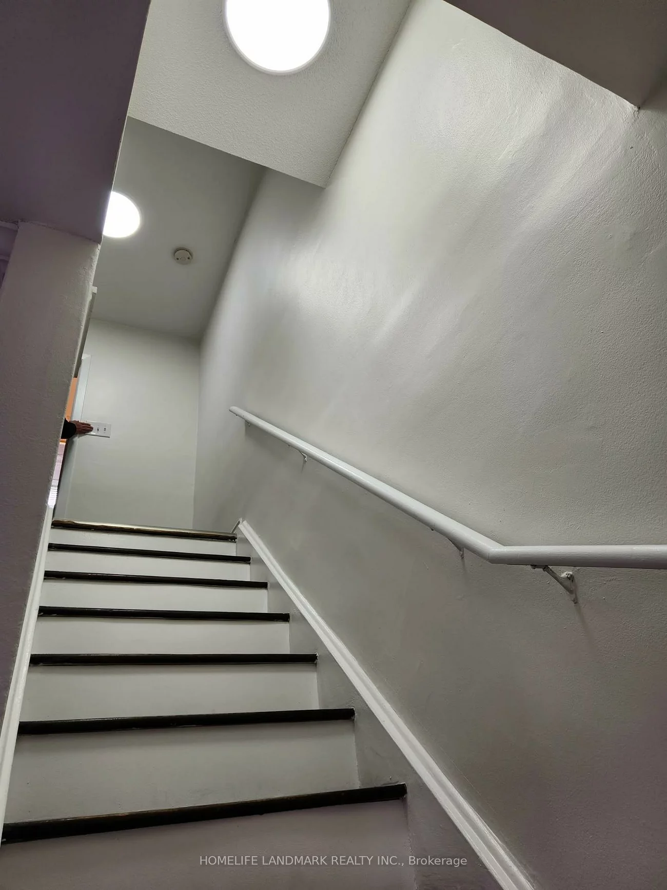 740, Kennedy, Ionview, Toronto