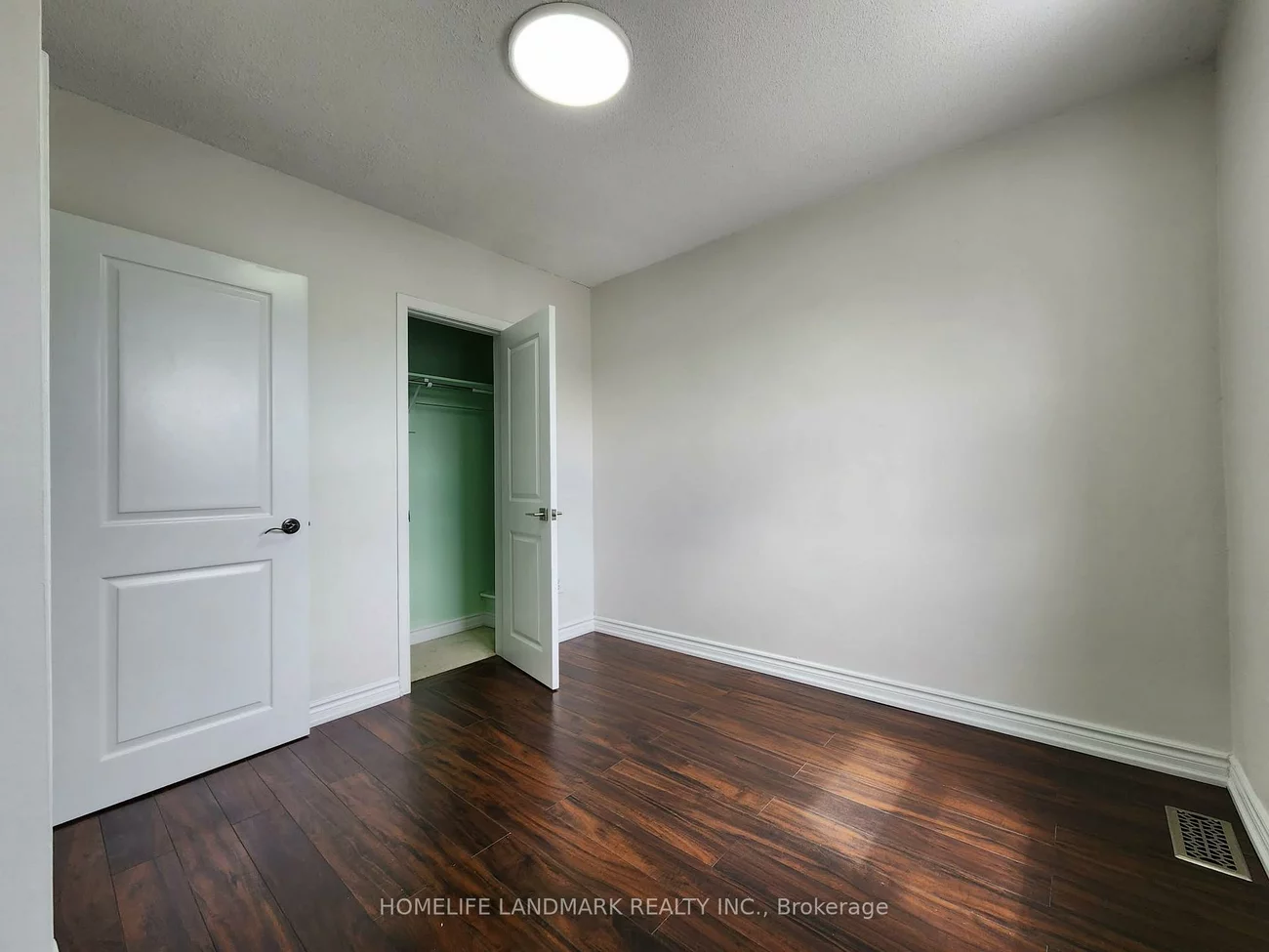 740, Kennedy, Ionview, Toronto