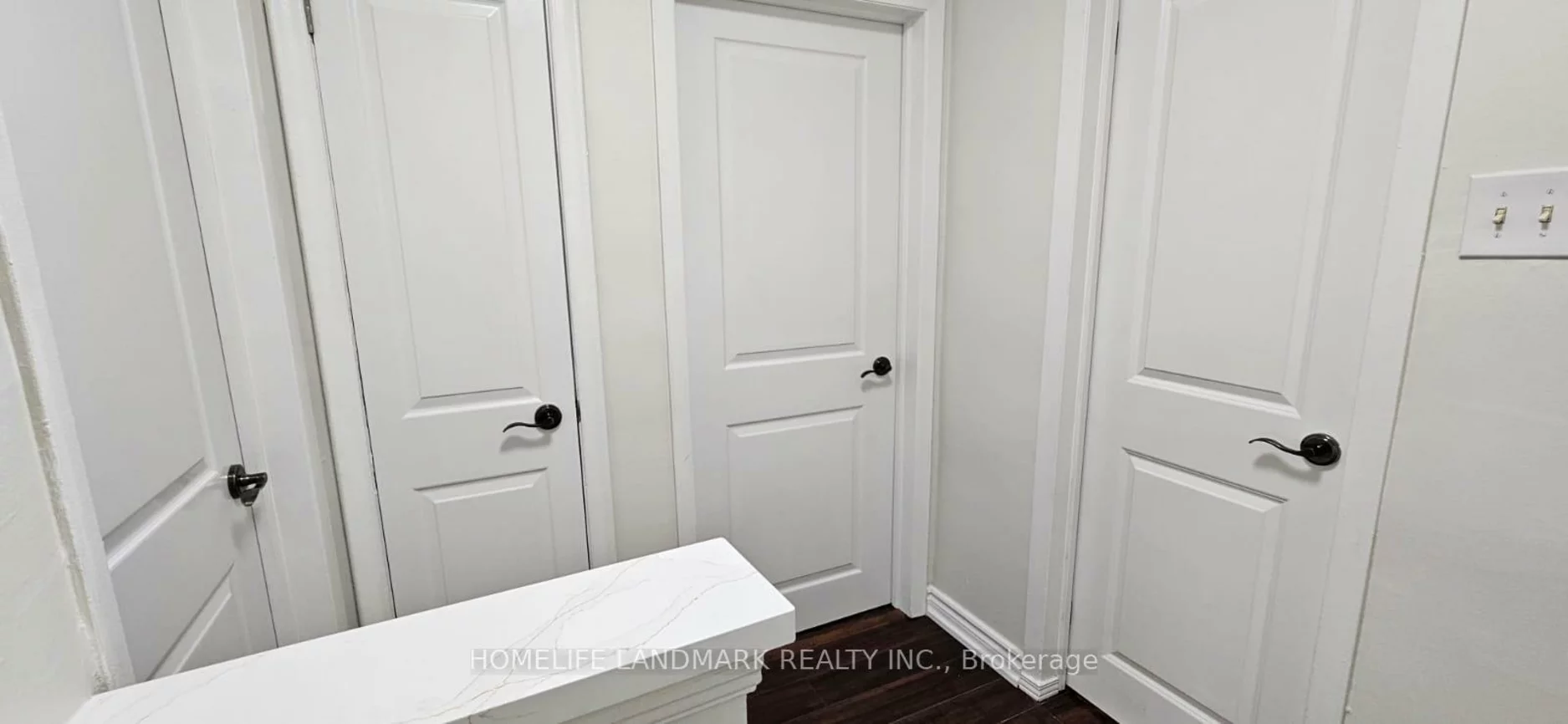 740, Kennedy, Ionview, Toronto