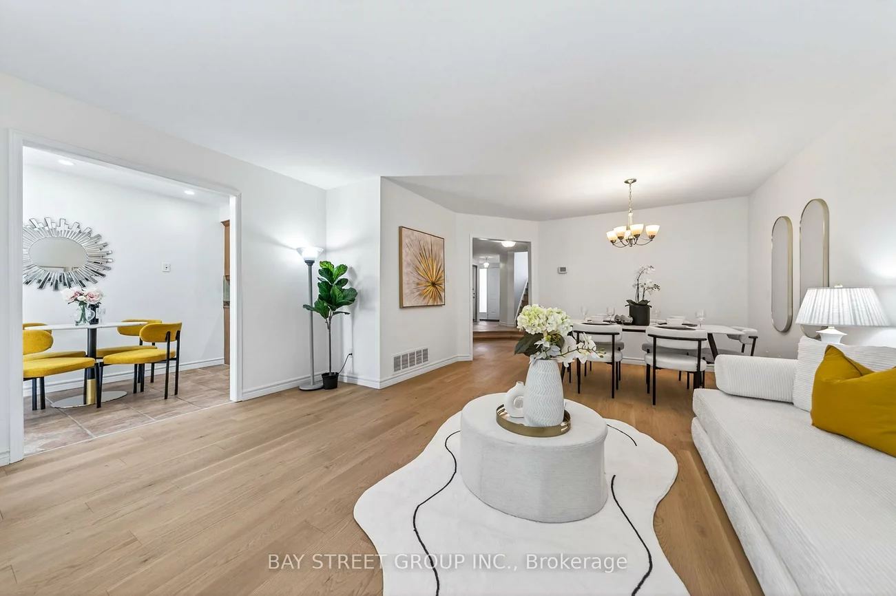 145, Sandyhook, Steeles, Toronto