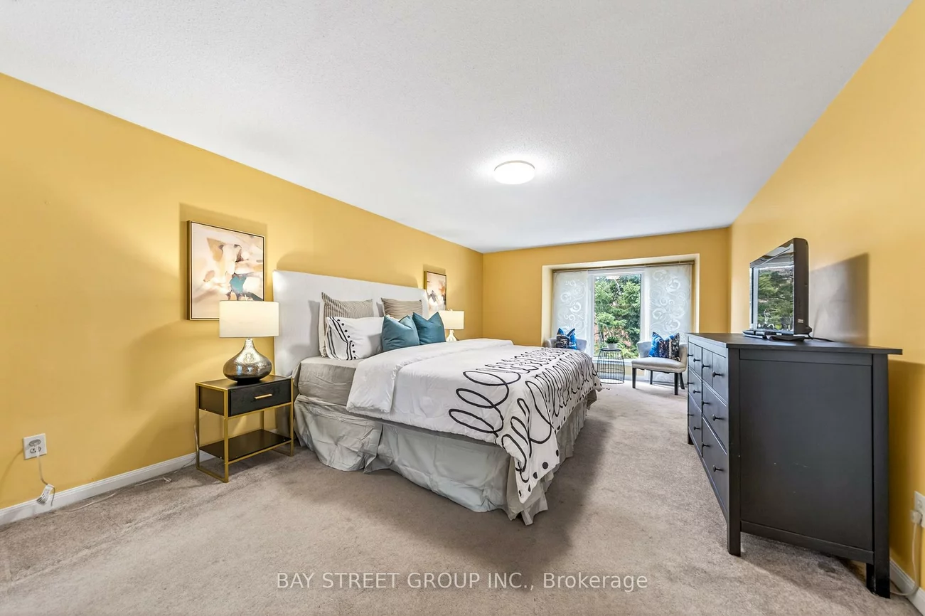 145, Sandyhook, Steeles, Toronto